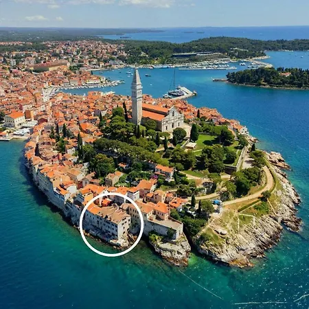 In Mit Terrasse Und Meerblick * Rovinj